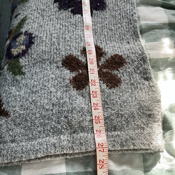 Vintage Vicsin Sweater Womens M Gray Floral Mohair Blend Boho Oversized Granny - Picture 9 of 9